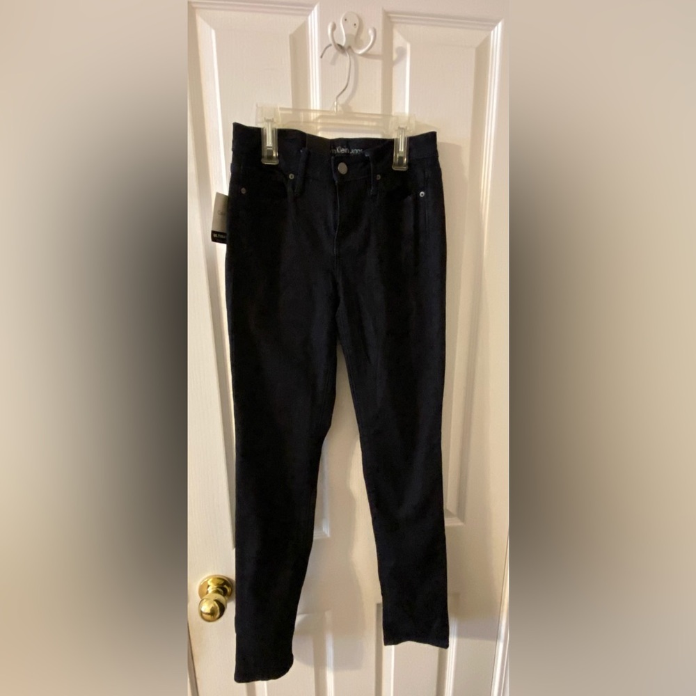 Calvin Klein Dark Denim Jeans NWT sz 4